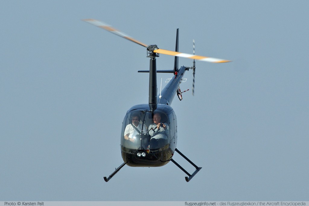 Robinson R44 Raven II D-HSKG 12467 Friedrichshafen (EDNY / FDH) 2009-04-03 � Karsten Palt, ID 1772 Robinson R44 Raven II D-HSKG 12467 Friedrichshafen (EDNY / FDH) 2009-04-03 � Karsten Palt, ID 1772