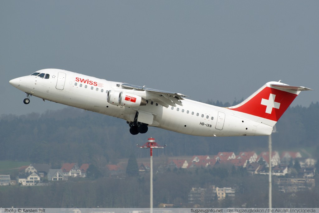 BAe AVRO RJ100 Swiss European Air Lines HB-IXN E3286 Zürich (LSZH / ZRH) 2009-04-04 � Karsten Palt, ID 1926 BAe AVRO RJ100 Swiss European Air Lines HB-IXN E3286 Zürich (LSZH / ZRH) 2009-04-04 � Karsten Palt, ID 1926