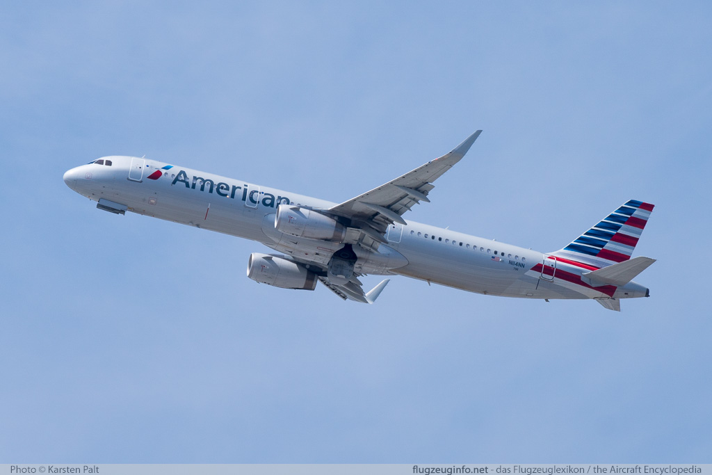 Airbus A321-231 (sl) American Airlines N114NN 6046 LAX International Airport (KLAX / LAX) 2015-06-01 � Karsten Palt, ID 11496 Airbus A321-231 (sl) American Airlines N114NN 6046 LAX International Airport (KLAX / LAX) 2015-06-01 � Karsten Palt, ID 11496