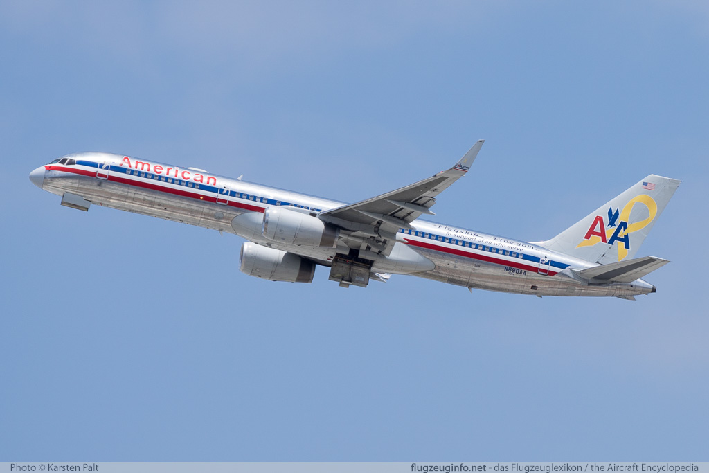 Boeing 757-223 (wl) American Airlines N690AA 25696 / 566  LAX International Airport (KLAX / LAX) 2015-06-05 � Karsten Palt, ID 11528