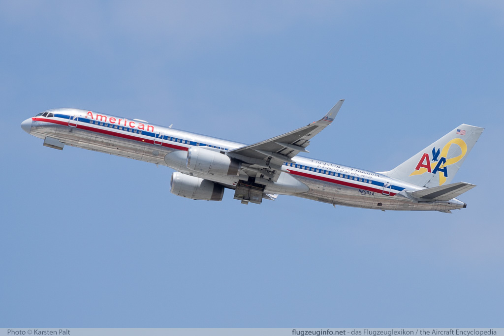 Boeing 757-223 (wl) American Airlines N690AA 25696 / 566 LAX International Airport (KLAX / LAX) 2015-06-05 � Karsten Palt, ID 11528 Boeing 757-223 (wl) American Airlines N690AA 25696 / 566 LAX International Airport (KLAX / LAX) 2015-06-05 � Karsten Palt, ID 11528