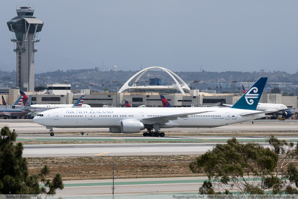 Boeing 777-319ER Air New Zealand ZK-OKN 38406 / 911 LAX International Airport (KLAX / LAX) 2015-06-05 � Karsten Palt, ID 11538 Boeing 777-319ER Air New Zealand ZK-OKN 38406 / 911 LAX International Airport (KLAX / LAX) 2015-06-05 � Karsten Palt, ID 11538