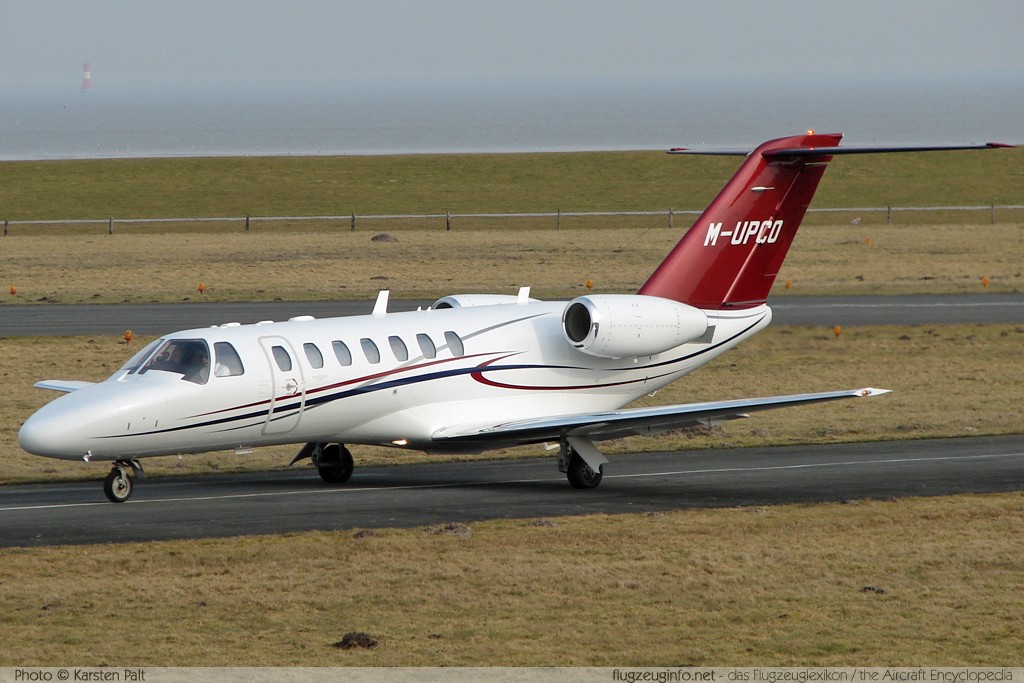 Cessna 525B CitationJet CJ3 Ulla Popken GmbH M-UPCO 525B-0012 Wilhelmshaven-Mariensiel (EDWI / WVN) 2010-07-13 � Karsten Palt, ID 3759 Cessna 525B CitationJet CJ3 Ulla Popken GmbH M-UPCO 525B-0012 Wilhelmshaven-Mariensiel (EDWI / WVN) 2010-07-13 � Karsten Palt, ID 3759