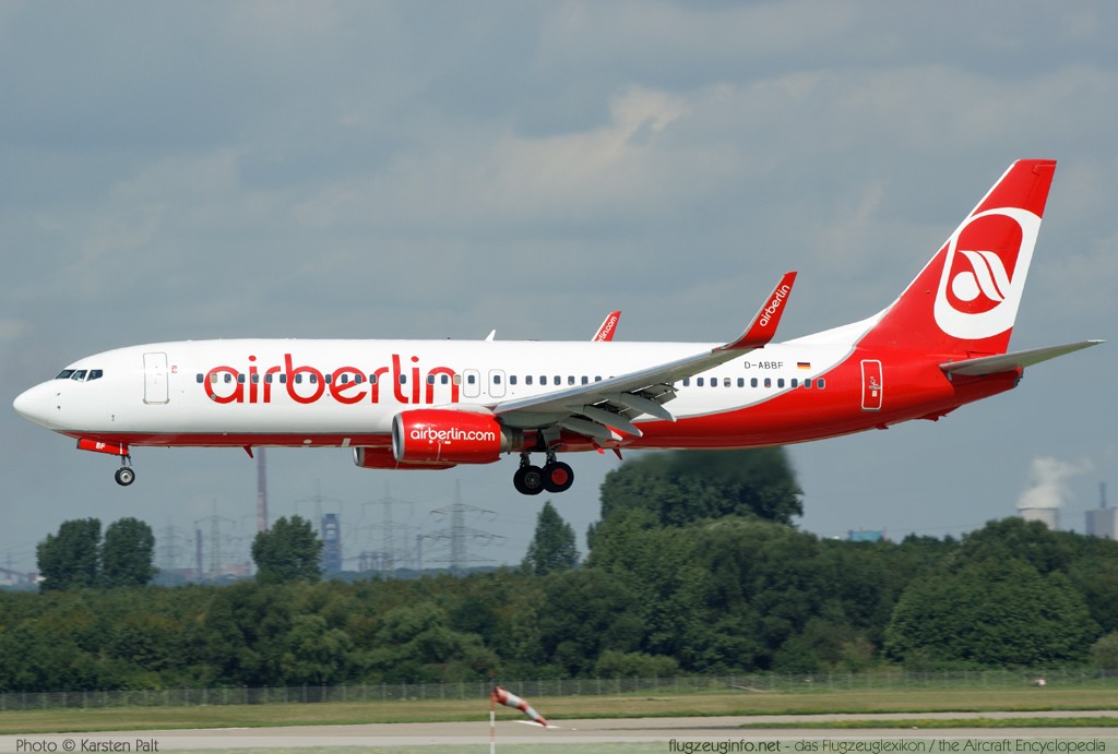Boeing 737-86J (wl) Air Berlin D-ABBF 32917 / 1210 Düsseldorf International (EDDL / DUS) 2010-08-21 � Karsten Palt, ID 4025 Boeing 737-86J (wl) Air Berlin D-ABBF 32917 / 1210 Düsseldorf International (EDDL / DUS) 2010-08-21 � Karsten Palt, ID 4025