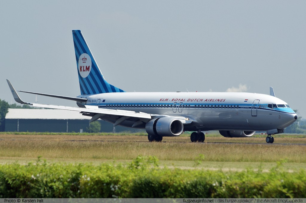 Boeing 737-8K2 (wl) KLM - Royal Dutch Airlines PH-BXA 29131 / 198 Amsterdam-Schiphol (EHAM / AMS) 2010-06-28 � Karsten Palt, ID 3712 Boeing 737-8K2 (wl) KLM - Royal Dutch Airlines PH-BXA 29131 / 198 Amsterdam-Schiphol (EHAM / AMS) 2010-06-28 � Karsten Palt, ID 3712