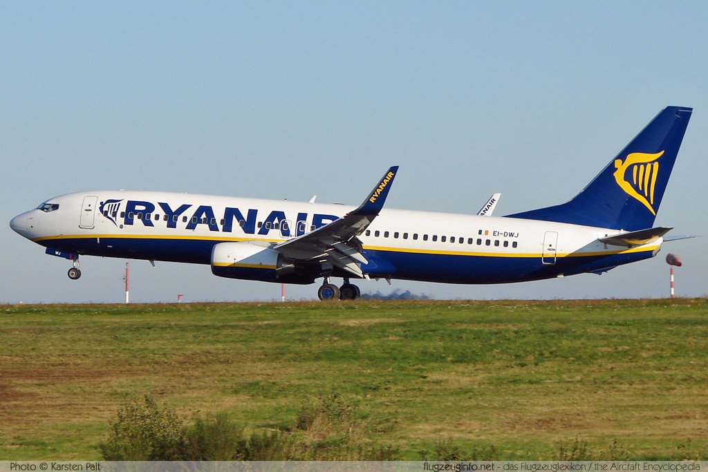Boeing 737-8AS (wl) Ryanair EI-DWJ 36077 / 2411 Frankfurt-Hahn (EDFH / HHN) 2008-09-27 � Karsten Palt, ID 1478 Boeing 737-8AS (wl) Ryanair EI-DWJ 36077 / 2411 Frankfurt-Hahn (EDFH / HHN) 2008-09-27 � Karsten Palt, ID 1478