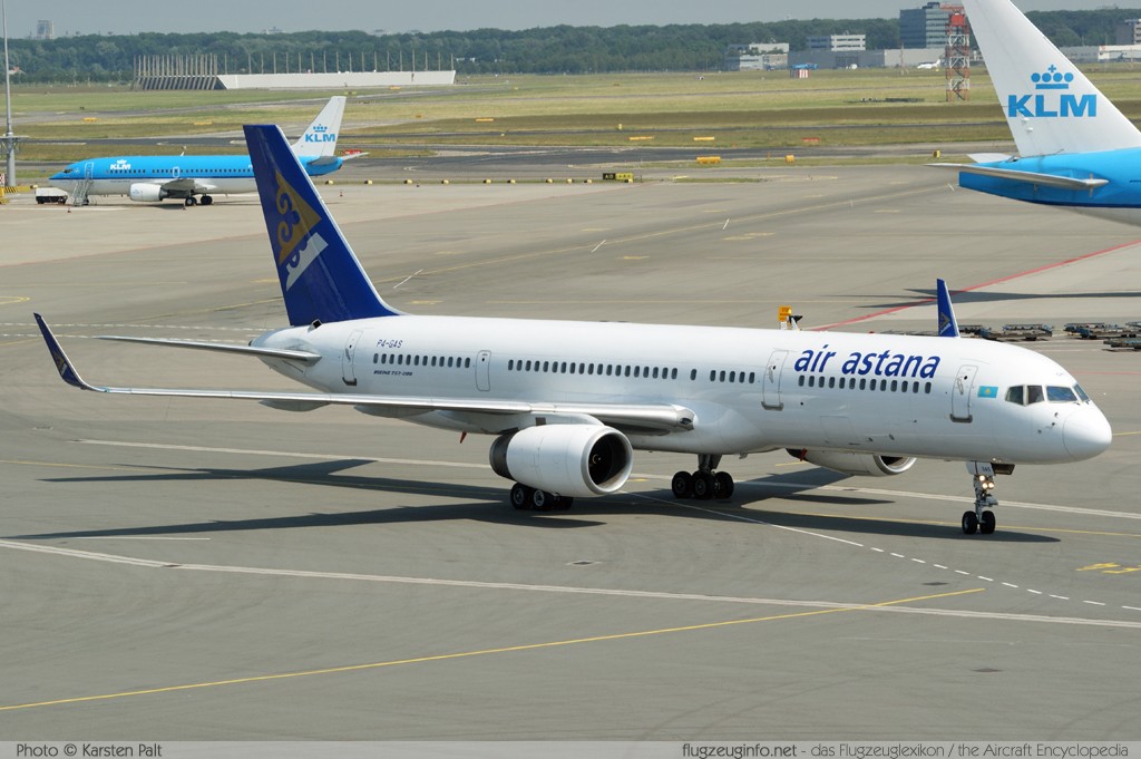 Boeing 757-2G5 (wl) Air Astana P4-GAS 28112 / 708 Amsterdam-Schiphol (EHAM / AMS) 2010-06-28 � Karsten Palt, ID 3725 Boeing 757-2G5 (wl) Air Astana P4-GAS 28112 / 708 Amsterdam-Schiphol (EHAM / AMS) 2010-06-28 � Karsten Palt, ID 3725