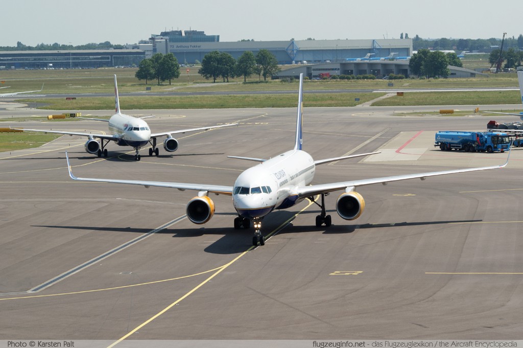 Boeing 757-208 (wl) Icelandair TF-FIV 30424 / 956 Amsterdam-Schiphol (EHAM / AMS) 2010-06-28 � Karsten Palt, ID 3728 Boeing 757-208 (wl) Icelandair TF-FIV 30424 / 956 Amsterdam-Schiphol (EHAM / AMS) 2010-06-28 � Karsten Palt, ID 3728