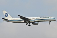 Boeing 757-22K, Turkmenistan Airlines, EZ-A014, c/n 30863 / 952, Karsten Palt, 2006