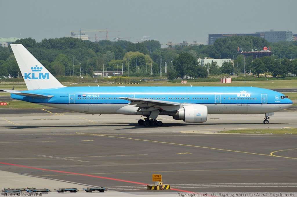 Boeing 777-206ER KLM - Royal Dutch Airlines PH-BQB 33712 / 457 Amsterdam-Schiphol (EHAM / AMS) 2010-06-28 � Karsten Palt, ID 3733 Boeing 777-206ER KLM - Royal Dutch Airlines PH-BQB 33712 / 457 Amsterdam-Schiphol (EHAM / AMS) 2010-06-28 � Karsten Palt, ID 3733