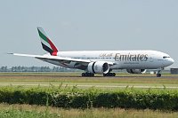 Boeing 777-21HLR, Emirates Airlines, A6-EWH, c/n 35587 / 747,© Karsten Palt, 2010