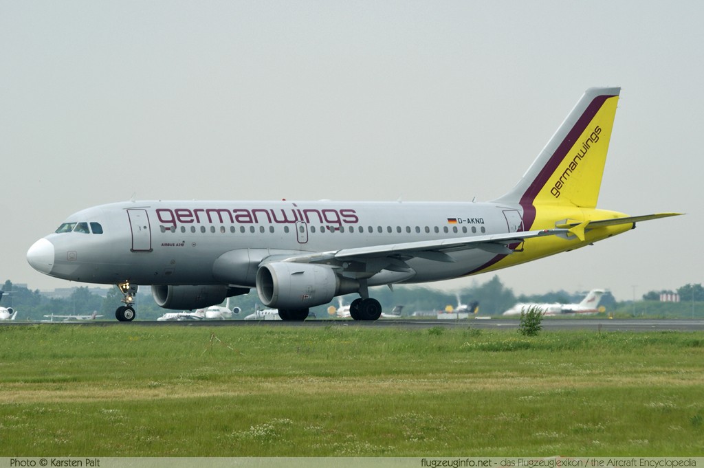 Airbus A319-112 Germanwings D-AKNQ 1170 Berlin - Schönefeld (EDDB / SXF) 2010-06-11 � Karsten Palt, ID 3785 Airbus A319-112 Germanwings D-AKNQ 1170 Berlin - Schönefeld (EDDB / SXF) 2010-06-11 � Karsten Palt, ID 3785