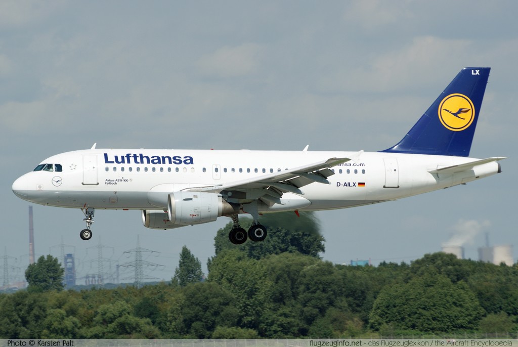 Airbus A319-114 Lufthansa D-AILX 860 Düsseldorf International (EDDL / DUS) 2010-08-21 � Karsten Palt, ID 4052 Airbus A319-114 Lufthansa D-AILX 860 Düsseldorf International (EDDL / DUS) 2010-08-21 � Karsten Palt, ID 4052