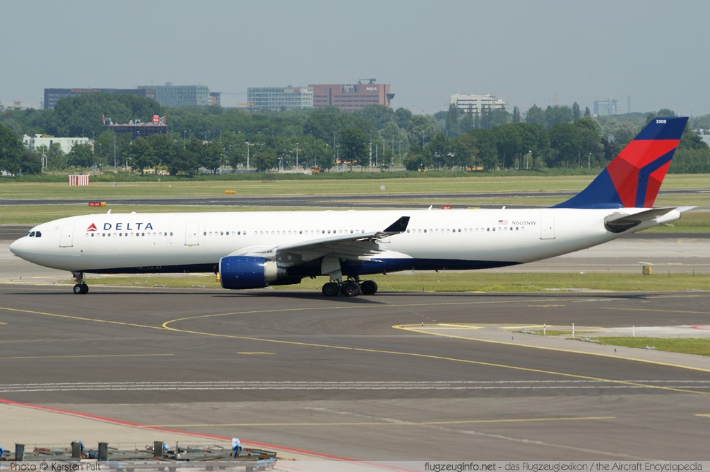 Airbus A330-323X Delta Air Lines N805NW 552 Amsterdam-Schiphol (EHAM / AMS) 2010-06-28 � Karsten Palt, ID 3750 Airbus A330-323X Delta Air Lines N805NW 552 Amsterdam-Schiphol (EHAM / AMS) 2010-06-28 � Karsten Palt, ID 3750