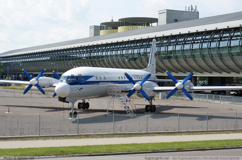 Ilyushin Il-18 Deutsche Lufthansa DM-STA 180001905 Leipzig/Halle (EDDP / LEJ) 2011-08-06 � Karsten Palt, ID 5747 Ilyushin Il-18 Deutsche Lufthansa DM-STA 180001905 Leipzig/Halle (EDDP / LEJ) 2011-08-06 � Karsten Palt, ID 5747