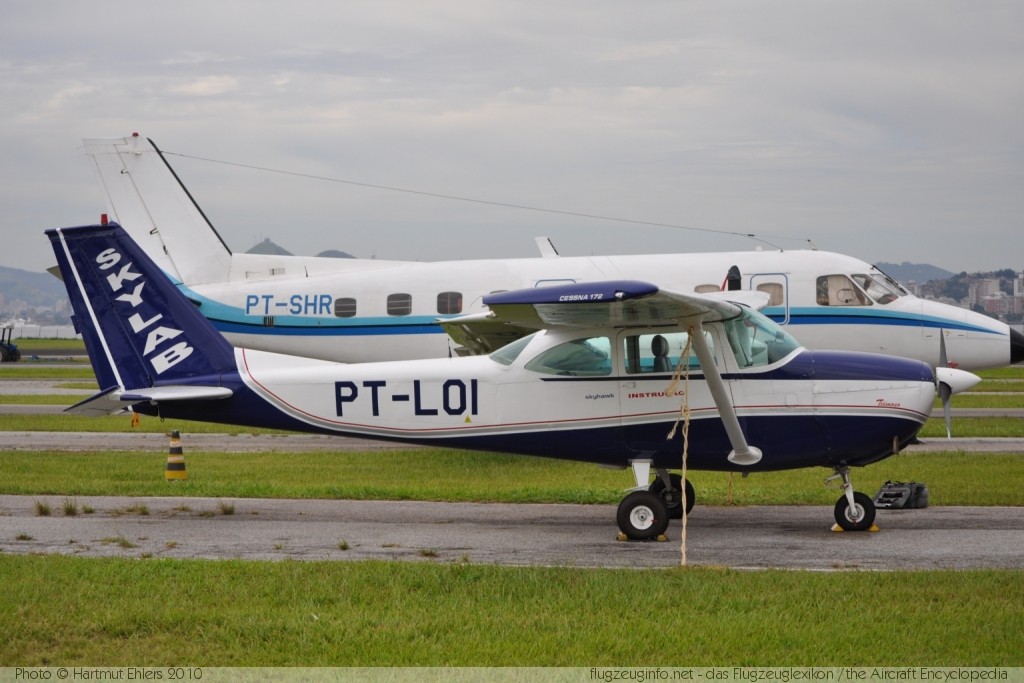 Cessna C172E Skylab Escola de Aviacao PT-LOI 172-51639 Santos Dumont Airport, Rio de Janeiro (SBRJ / SDU) 2010-01-18 � Hartmut Ehlers, ID 2982 Cessna C172E Skylab Escola de Aviacao PT-LOI 172-51639 Santos Dumont Airport, Rio de Janeiro (SBRJ / SDU) 2010-01-18 � Hartmut Ehlers, ID 2982