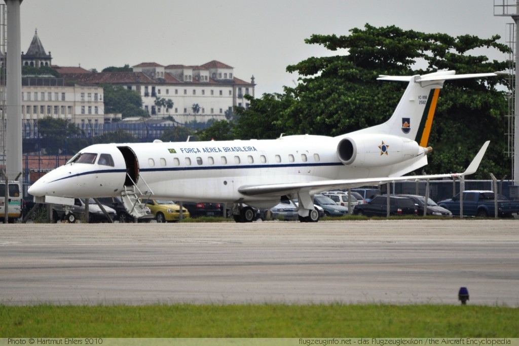 EMBRAER VC-99B (EMB-135BJ) Brazilian Air Force / Forca Aerea Brasileira (FAB) 2582 145495 Santos Dumont Airport, Rio de Janeiro (SBRJ / SDU) 2010-01-18 � Hartmut Ehlers, ID 3018 EMBRAER VC-99B (EMB-135BJ) Brazilian Air Force / Forca Aerea Brasileira (FAB) 2582 145495 Santos Dumont Airport, Rio de Janeiro (SBRJ / SDU) 2010-01-18 � Hartmut Ehlers, ID 3018