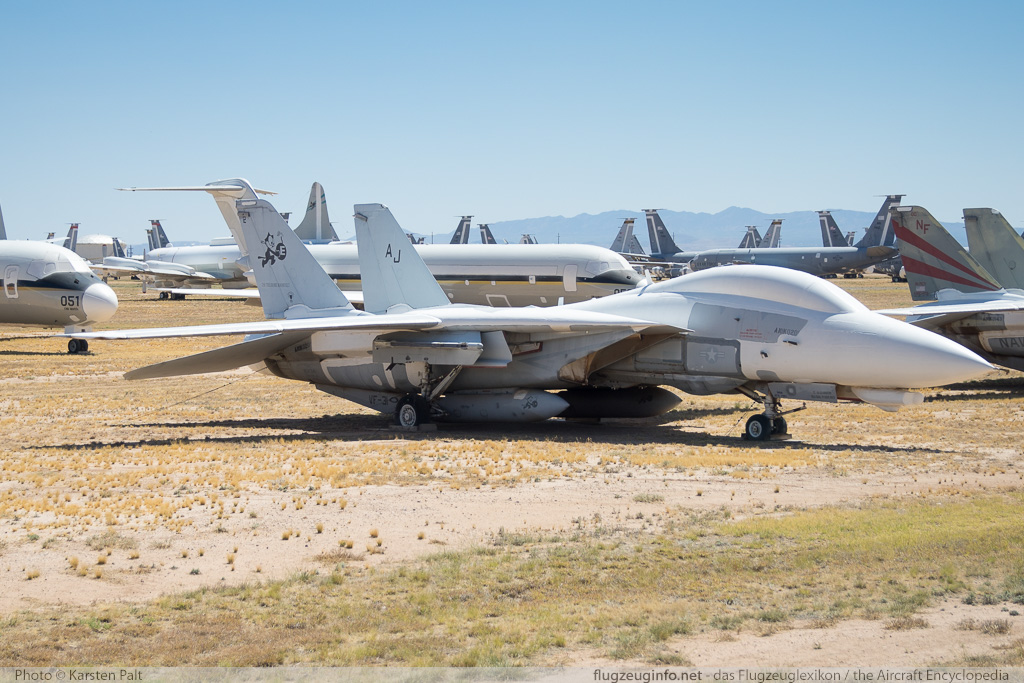Grumman F-14D Tomcat United States Navy 164341 D-21 AMARG - Boneyard Tucson, AZ 2015-06-01 � Karsten Palt, ID 11383 Grumman F-14D Tomcat United States Navy 164341 D-21 AMARG - Boneyard Tucson, AZ 2015-06-01 � Karsten Palt, ID 11383