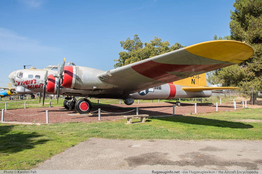 Boeing B-17G Flying Fortress (299P) United States Army Air Forces (USAAF) 43-38635 9613 Castle Air Museum Atwater, CA 2016-10-10 � Karsten Palt, ID 13197