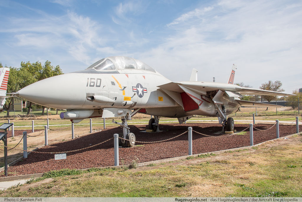 Grumman F-14D Tomcat United States Navy 164601 629/D-34 Castle Air Museum Atwater, CA 2016-10-10 � Karsten Palt, ID 13239 Grumman F-14D Tomcat United States Navy 164601 629/D-34 Castle Air Museum Atwater, CA 2016-10-10 � Karsten Palt, ID 13239