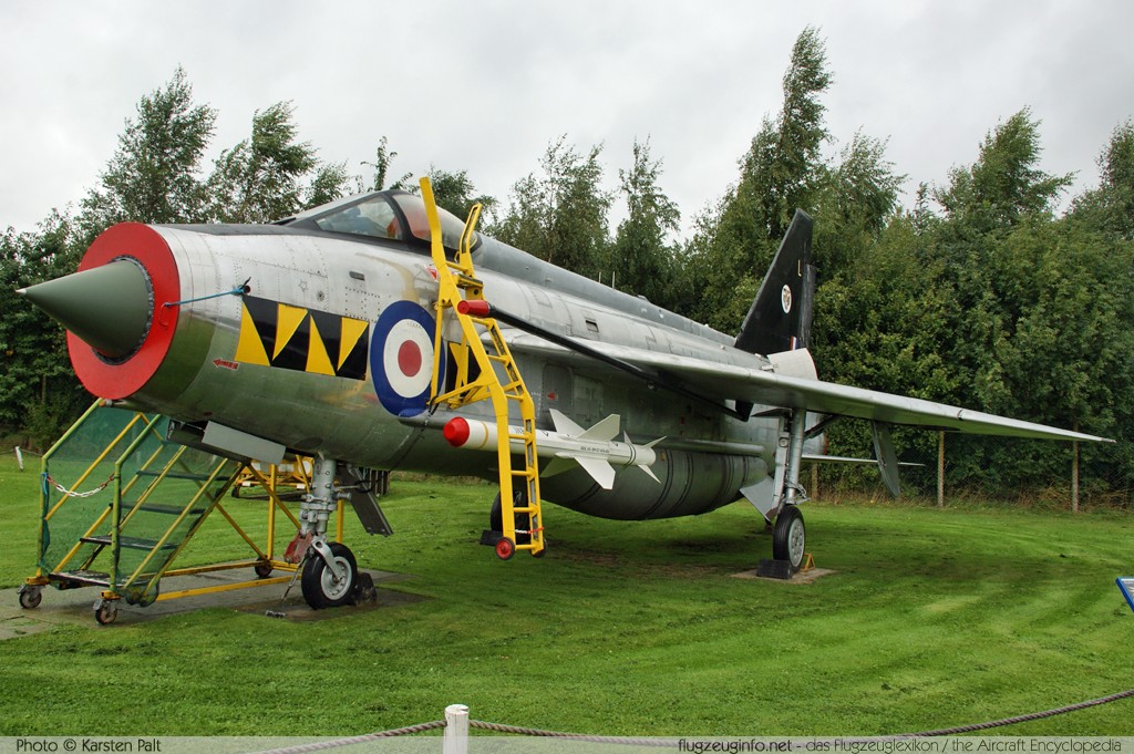 BAC / English Electric Lightning F.53 Royal Air Force ZF588 95300 East Midlands Airport Aeropark Castle Donington 2013-09-19 � Karsten Palt, ID 7669 BAC / English Electric Lightning F.53 Royal Air Force ZF588 95300 East Midlands Airport Aeropark Castle Donington 2013-09-19 � Karsten Palt, ID 7669