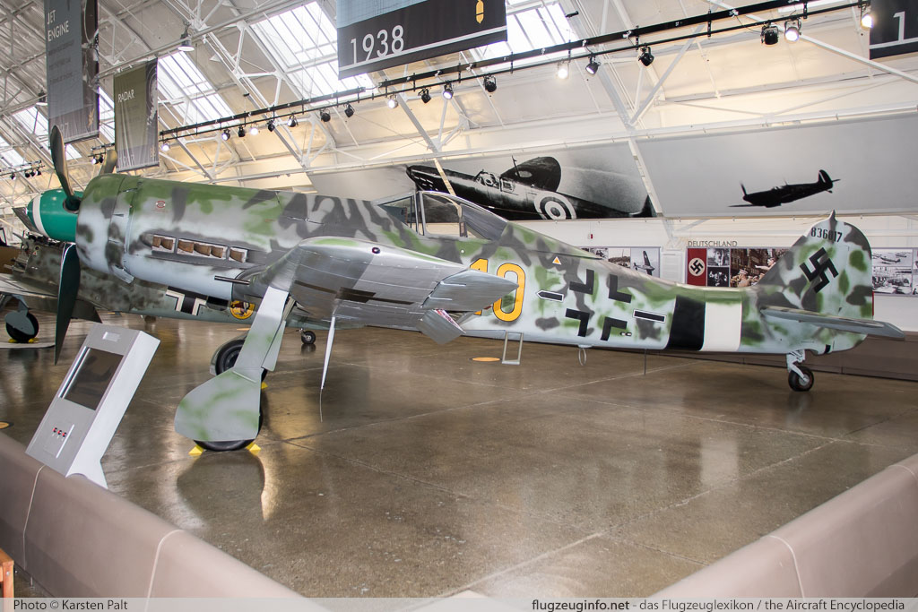 Focke-Wulf Fw 190D-13 Flying Heritage Collection N190D 836017 Flying Heritage Collection Everett, WA 2016-04-12 � Karsten Palt, ID 12360