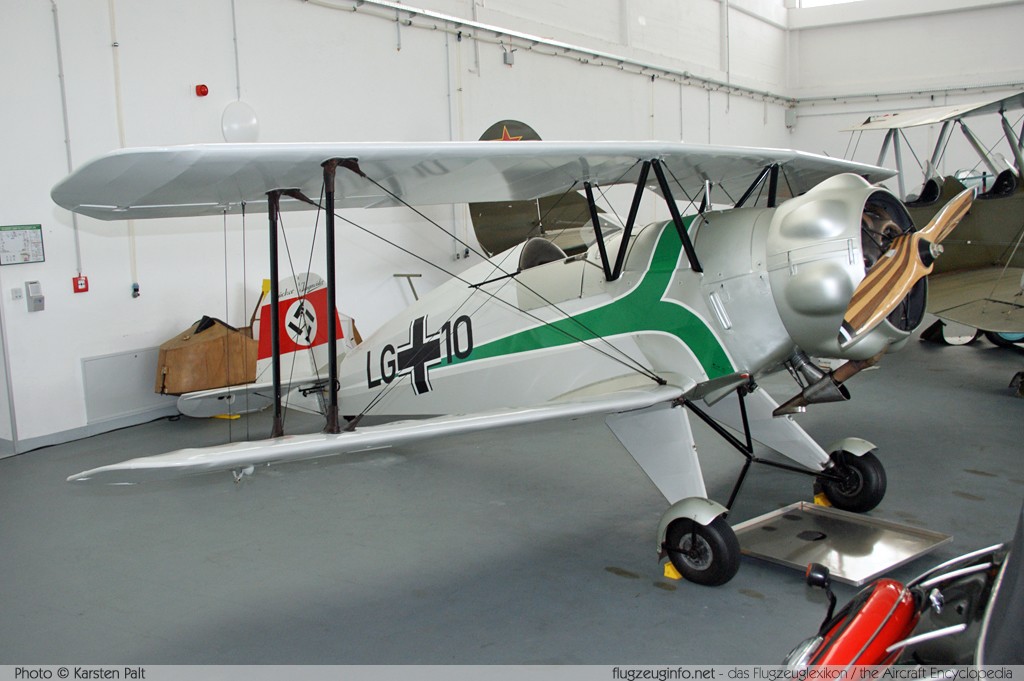 Buecker Bu-133C Jungmeister  D-EPAX 51 Hangar 10 Usedom 2014-07-28 ï¿½ Karsten Palt, ID 10395