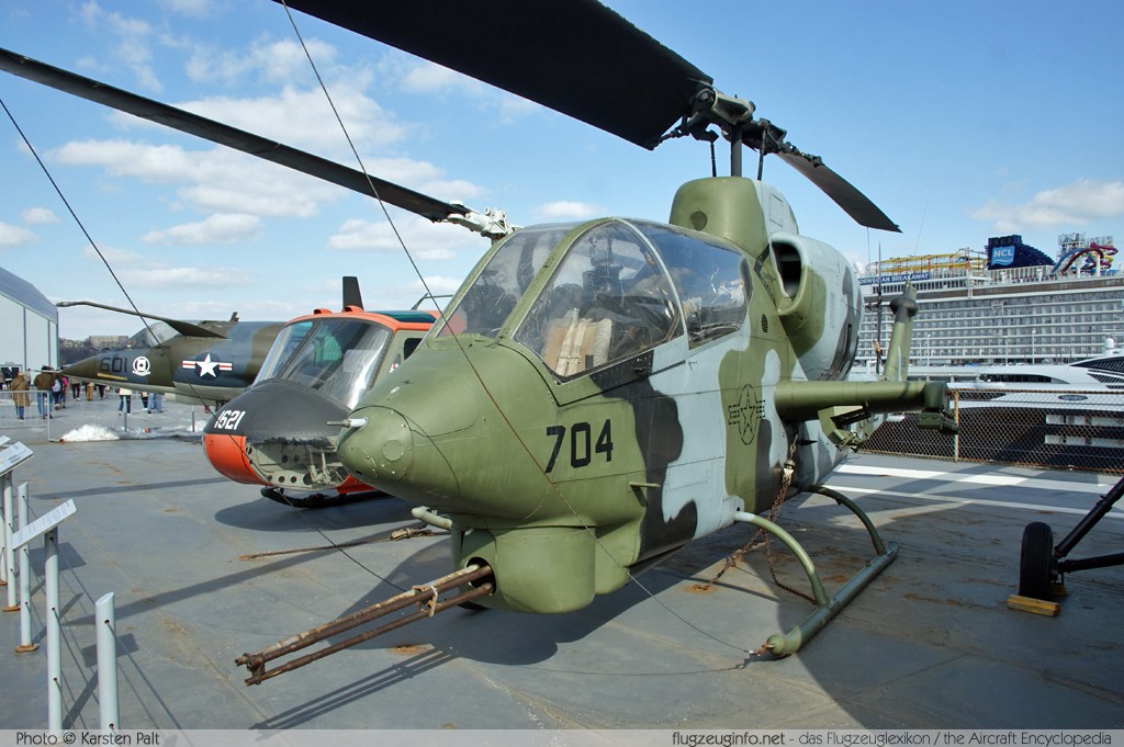 Bell Helicopter AH-1J Sea Cobra United States Marine Corps (USMC) 159218 26058 Intrepid Air, Space & Sea Museum New York City, NY 2014-03-09 � Karsten Palt, ID 7875