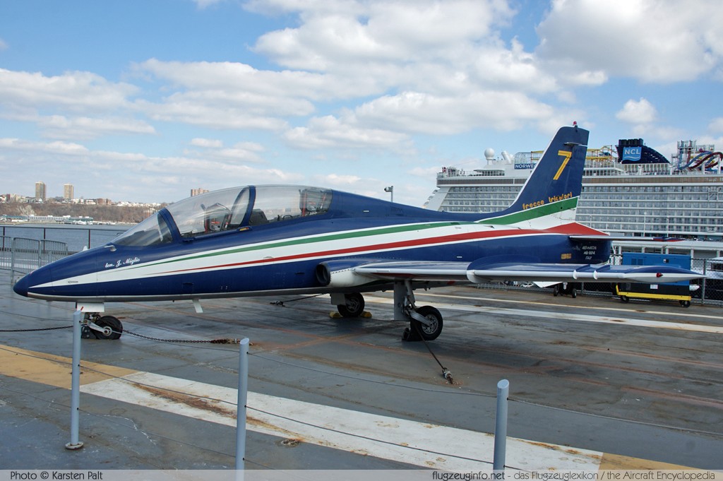 Aermacchi MB.339A/PAN Italian Air Force (Aeronautica Militare) MM54437 6598/005/AD001 Intrepid Air, Space & Sea Museum New York City, NY 2014-03-09 � Karsten Palt, ID 7909 Aermacchi MB.339A/PAN Italian Air Force (Aeronautica Militare) MM54437 6598/005/AD001 Intrepid Air, Space & Sea Museum New York City, NY 2014-03-09 � Karsten Palt, ID 7909