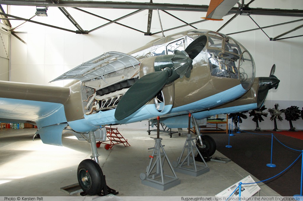 Aero C-3A (Si 204) Czechoslovak Air Force LB-05 307 Letecke Muzeum Kbely Prague 2014-06-08 � Karsten Palt, ID 10456 Aero C-3A (Si 204) Czechoslovak Air Force LB-05 307 Letecke Muzeum Kbely Prague 2014-06-08 � Karsten Palt, ID 10456