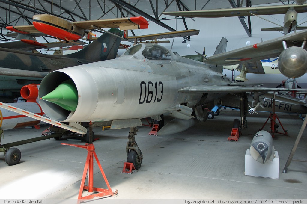 Aero S-106 (MiG-21F-13) Czechoslovak Air Force 0613 760613 Letecke Muzeum Kbely Prague 2014-06-08 � Karsten Palt, ID 10471 Aero S-106 (MiG-21F-13) Czechoslovak Air Force 0613 760613 Letecke Muzeum Kbely Prague 2014-06-08 � Karsten Palt, ID 10471