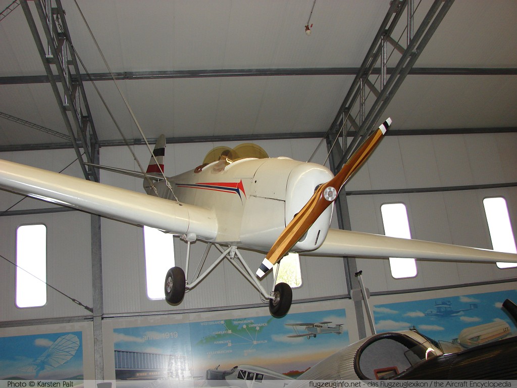 Klemm L 25 D Luftfahrtmuseum Laatzen-Hannover Laatzen 2006-11-17 � Karsten Palt, ID 230 Klemm L 25 D Luftfahrtmuseum Laatzen-Hannover Laatzen 2006-11-17 � Karsten Palt, ID 230