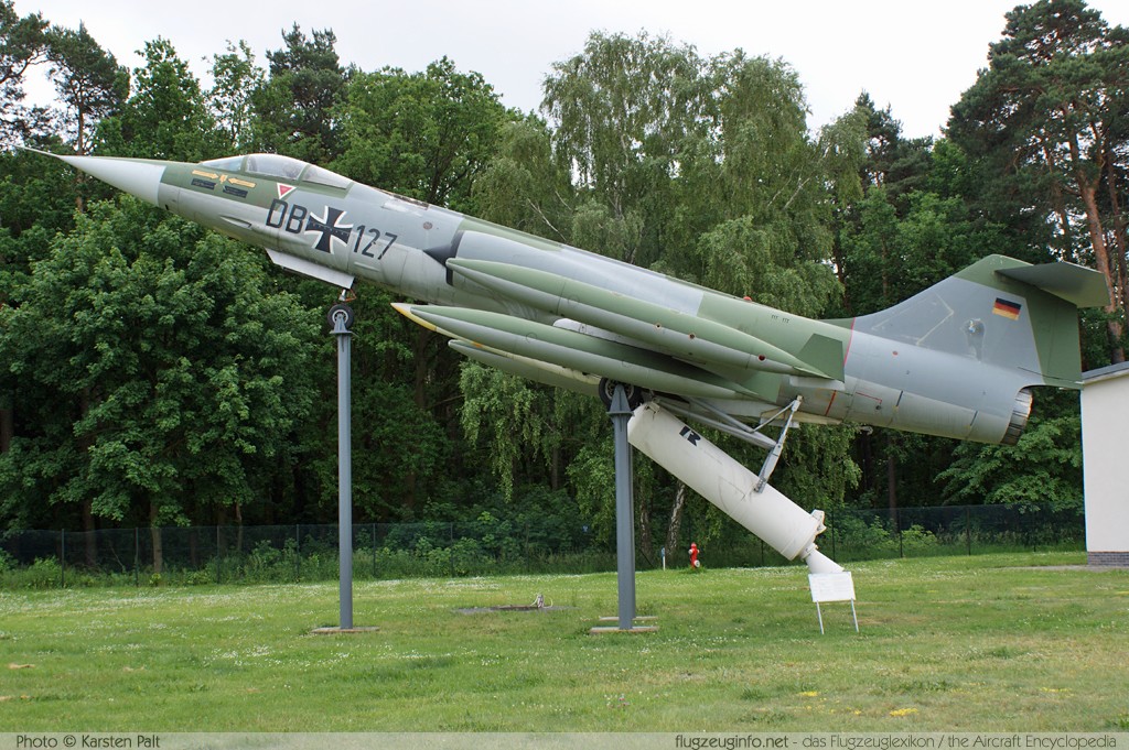Lockheed F-104G Starfighter German Air Force / Luftwaffe 20+02 2002 Luftwaffenmuseum Berlin - Gatow 2010-06-12 � Karsten Palt, ID 3497 Lockheed F-104G Starfighter German Air Force / Luftwaffe 20+02 2002 Luftwaffenmuseum Berlin - Gatow 2010-06-12 � Karsten Palt, ID 3497