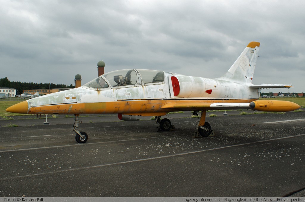 Aero L-39V Albatros German Air Force / Luftwaffe 28+48 630705 Luftwaffenmuseum Berlin - Gatow 2010-06-12 � Karsten Palt, ID 3535 Aero L-39V Albatros German Air Force / Luftwaffe 28+48 630705 Luftwaffenmuseum Berlin - Gatow 2010-06-12 � Karsten Palt, ID 3535