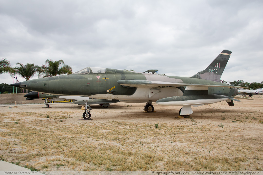 Republic F-105B Thunderchief United States Air Force (USAF) 57-5803 B40 March Field Air Museum Riverside, CA 2015-06-04 � Karsten Palt, ID 11345 Republic F-105B Thunderchief United States Air Force (USAF) 57-5803 B40 March Field Air Museum Riverside, CA 2015-06-04 � Karsten Palt, ID 11345
