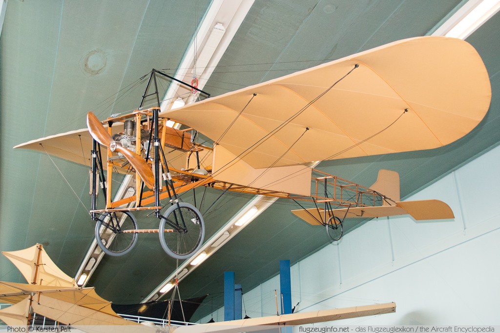 Bleriot XI-2 Musee de l Air et de l Espace Paris Le Bourget 2015-04-04 � Karsten Palt, ID 10782 Bleriot XI-2 Musee de l Air et de l Espace Paris Le Bourget 2015-04-04 � Karsten Palt, ID 10782