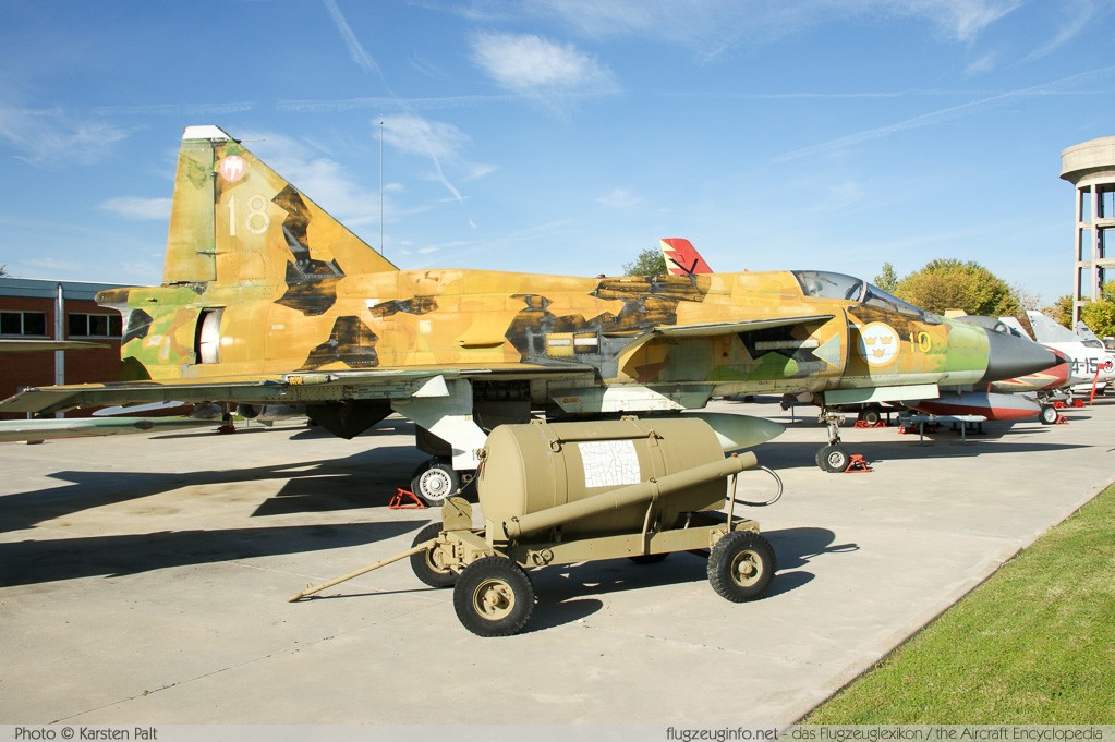 Saab AJS37 Viggen Swedish Air Force / Flygvapnet 37074 37-074 Museo del Aire Madrid 2014-10-23 � Karsten Palt, ID 10735 Saab AJS37 Viggen Swedish Air Force / Flygvapnet 37074 37-074 Museo del Aire Madrid 2014-10-23 � Karsten Palt, ID 10735