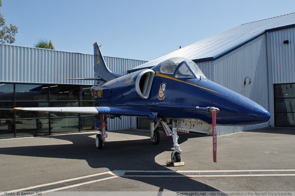 Douglas A-4C Skyhawk United States Navy 158195 Museum of Flying Santa Monica, CA 2012-06-10 � Karsten Palt, ID 5845 Douglas A-4C Skyhawk United States Navy 158195 Museum of Flying Santa Monica, CA 2012-06-10 � Karsten Palt, ID 5845