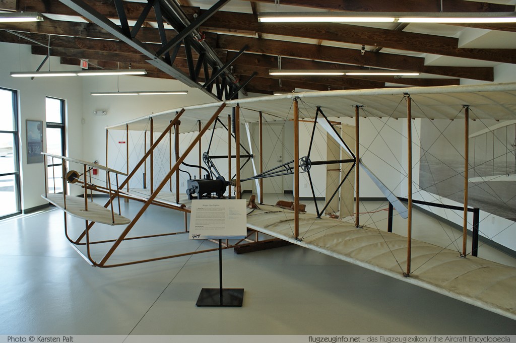 Wright Flyer I n/a, Replica Museum of Flying Santa Monica, CA 2012-06-10 � Karsten Palt, ID 5861 Wright Flyer I n/a, Replica Museum of Flying Santa Monica, CA 2012-06-10 � Karsten Palt, ID 5861