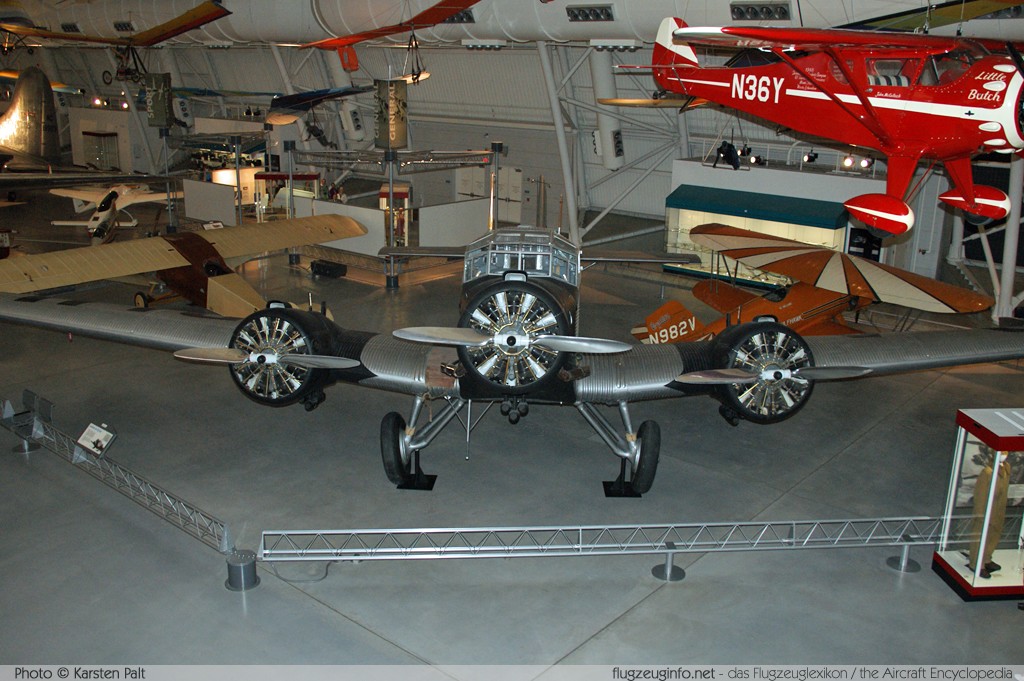 CASA 352L (Ju 52/3m) Lufthansa D-ADLH 146 NASM Udvar Hazy Center Chantilly, VA 2014-05-28 � Karsten Palt, ID 10238 CASA 352L (Ju 52/3m) Lufthansa D-ADLH 146 NASM Udvar Hazy Center Chantilly, VA 2014-05-28 � Karsten Palt, ID 10238