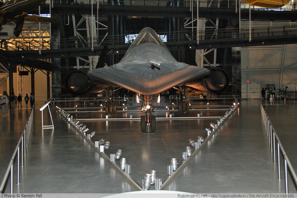Lockheed SR-71A Blackbird United States Air Force (USAF) 61-7972 2023 NASM Udvar Hazy Center Chantilly, VA 2014-05-28 � Karsten Palt, ID 10299 Lockheed SR-71A Blackbird United States Air Force (USAF) 61-7972 2023 NASM Udvar Hazy Center Chantilly, VA 2014-05-28 � Karsten Palt, ID 10299