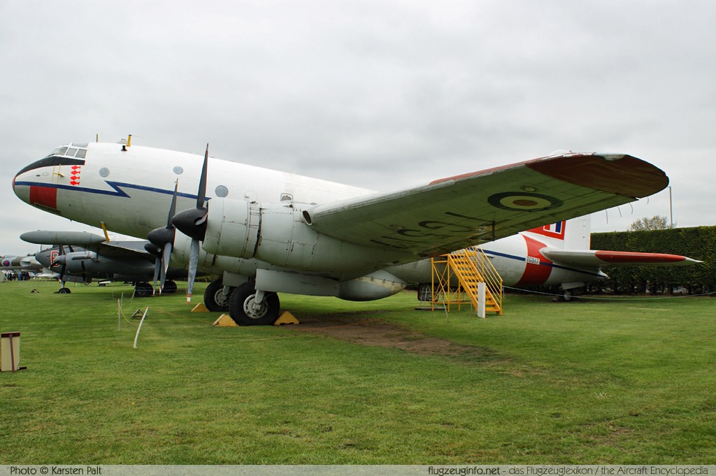 Handley Page HP.67 Hastings T.5 Royal Air Force TG517 Newark Air Museum Winthorpe, Newark 2013-05-18 � Karsten Palt, ID 6930 Handley Page HP.67 Hastings T.5 Royal Air Force TG517 Newark Air Museum Winthorpe, Newark 2013-05-18 � Karsten Palt, ID 6930