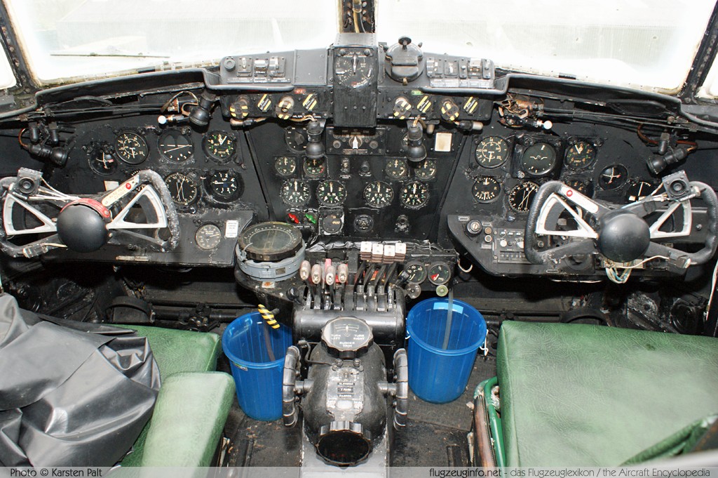 Handley Page HP.67 Hastings T.5 Royal Air Force TG517 Newark Air Museum Winthorpe, Newark 2013-05-18 � Karsten Palt, ID 6931 Handley Page HP.67 Hastings T.5 Royal Air Force TG517 Newark Air Museum Winthorpe, Newark 2013-05-18 � Karsten Palt, ID 6931