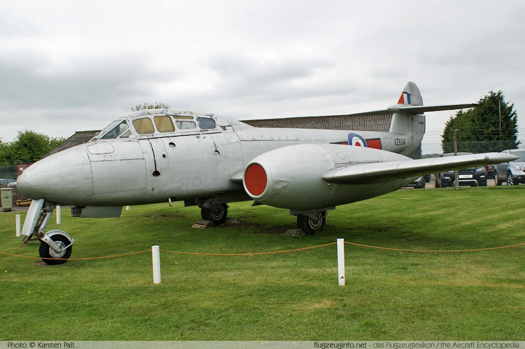 Gloster Meteor T.7 Royal Air Force VZ634 Newark Air Museum Winthorpe, Newark 2013-05-18 � Karsten Palt, ID 6948 Gloster Meteor T.7 Royal Air Force VZ634 Newark Air Museum Winthorpe, Newark 2013-05-18 � Karsten Palt, ID 6948