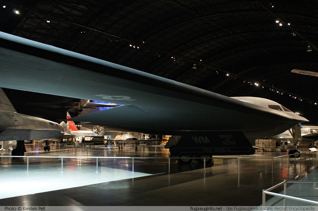 Northrop Grumman B-2A Spirit United States Air Force (USAF) TA-1000 National Museum of the United States Air Force Dayton, Ohio / USA (Wright-Patterson AFB) 2012-01-11 � Karsten Palt, ID 5328 Northrop Grumman B-2A Spirit United States Air Force (USAF) TA-1000 National Museum of the United States Air Force Dayton, Ohio / USA (Wright-Patterson AFB) 2012-01-11 � Karsten Palt, ID 5328