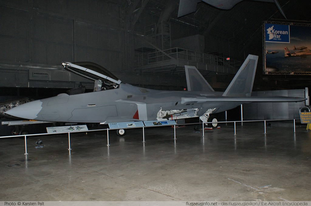 Lockheed Martin F-22A Raptor United States Air Force (USAF) 91-4003 4003 National Museum of the United States Air Force Dayton, Ohio / USA (Wright-Patterson AFB) 2012-01-11 � Karsten Palt, ID 5398 Lockheed Martin F-22A Raptor United States Air Force (USAF) 91-4003 4003 National Museum of the United States Air Force Dayton, Ohio / USA (Wright-Patterson AFB) 2012-01-11 � Karsten Palt, ID 5398