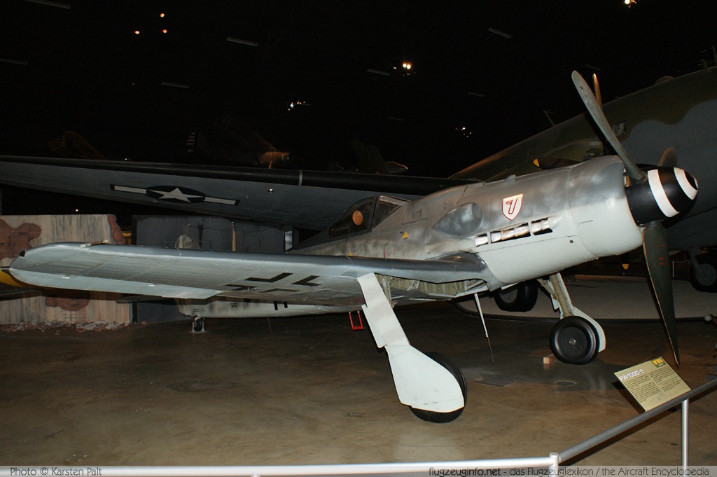 Focke-Wulf Fw 190 D-9 Luftwaffe (Wehrmacht) 601088 601088 National Museum of the United States Air Force Dayton, Ohio / USA (Wright-Patterson AFB) 2012-01-11 � Karsten Palt, ID 5427 Focke-Wulf Fw 190 D-9 Luftwaffe (Wehrmacht) 601088 601088 National Museum of the United States Air Force Dayton, Ohio / USA (Wright-Patterson AFB) 2012-01-11 � Karsten Palt, ID 5427