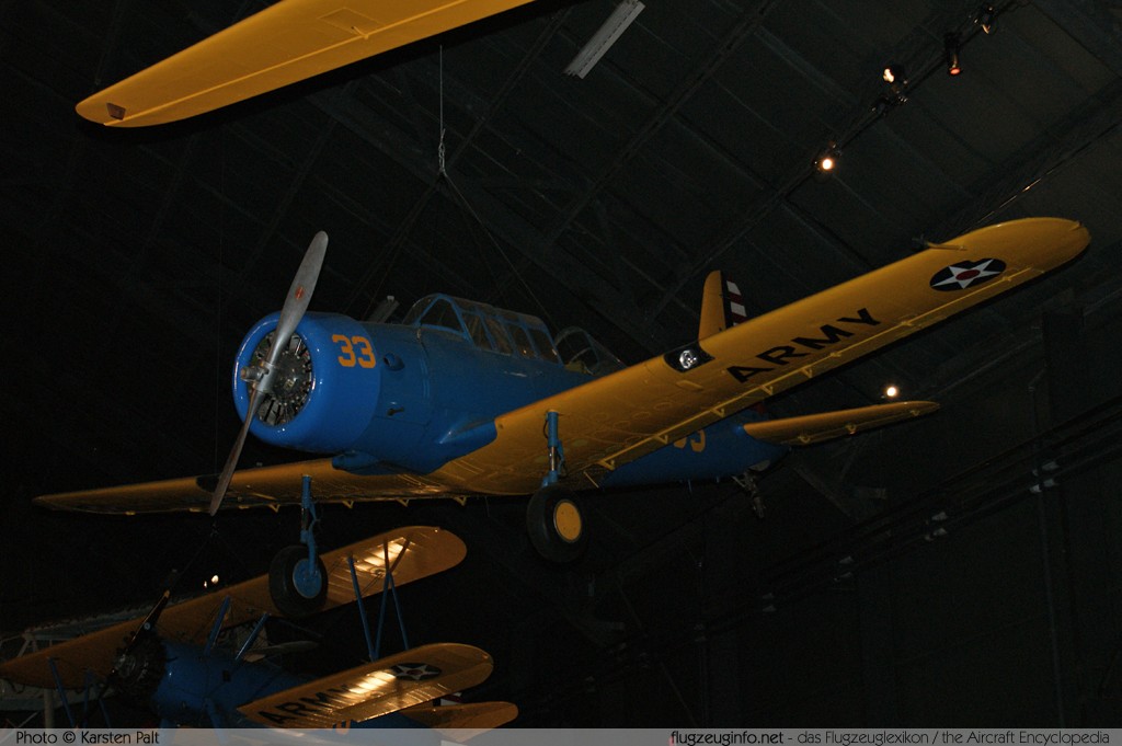 Vultee BT-13B Valiant United States Army Air Forces (USAAF) 42-90629 79-1706 National Museum of the United States Air Force Dayton, Ohio / USA (Wright-Patterson AFB) 2012-01-11 � Karsten Palt, ID 5517 Vultee BT-13B Valiant United States Army Air Forces (USAAF) 42-90629 79-1706 National Museum of the United States Air Force Dayton, Ohio / USA (Wright-Patterson AFB) 2012-01-11 � Karsten Palt, ID 5517