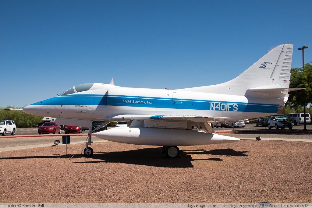 Douglas A-4C Skyhawk Flight Systems Inc. N401FS 12764 Pima Air and Space Museum Tucson, AZ 2015-06-03 � Karsten Palt, ID 10981