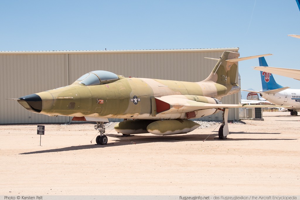 McDonnell RF-101C Voodoo United States Air Force (USAF) 56-0214 230 Pima Air and Space Museum Tucson, AZ 2015-06-03 � Karsten Palt, ID 11126 McDonnell RF-101C Voodoo United States Air Force (USAF) 56-0214 230 Pima Air and Space Museum Tucson, AZ 2015-06-03 � Karsten Palt, ID 11126